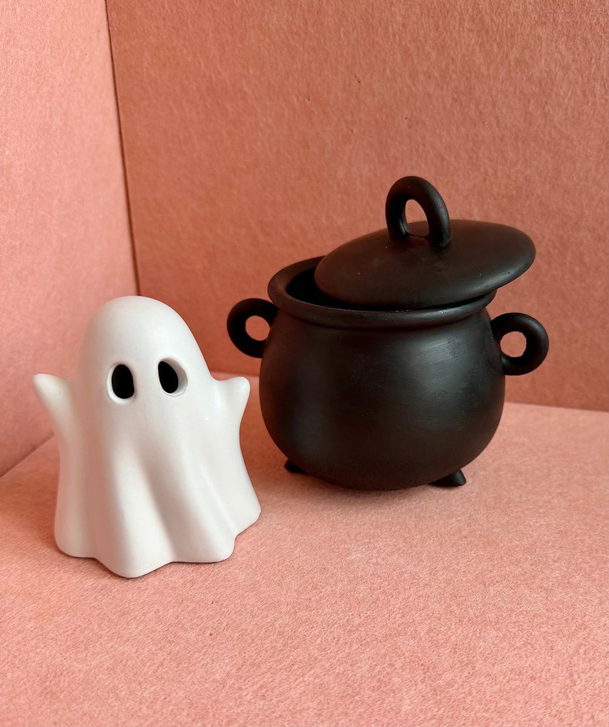 Halloween Cauldron Candle Pot | Peachy Potions