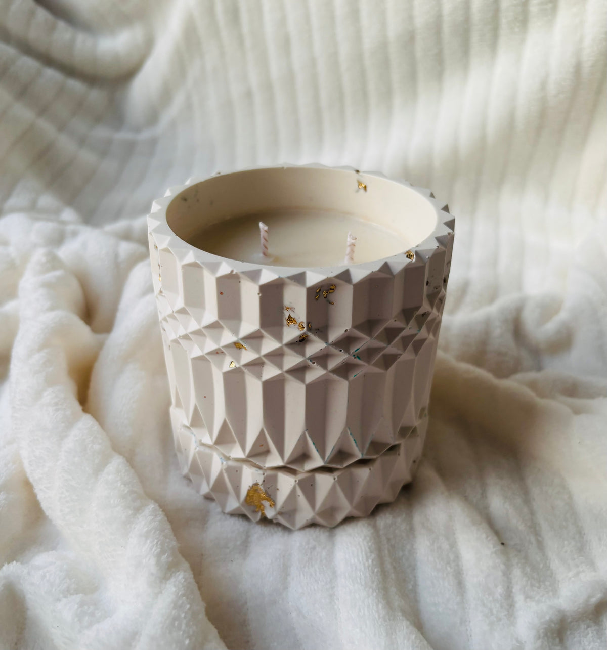 Luxury Handmade Soy Candle in Cream Eco-Resin Jar | Double Wick